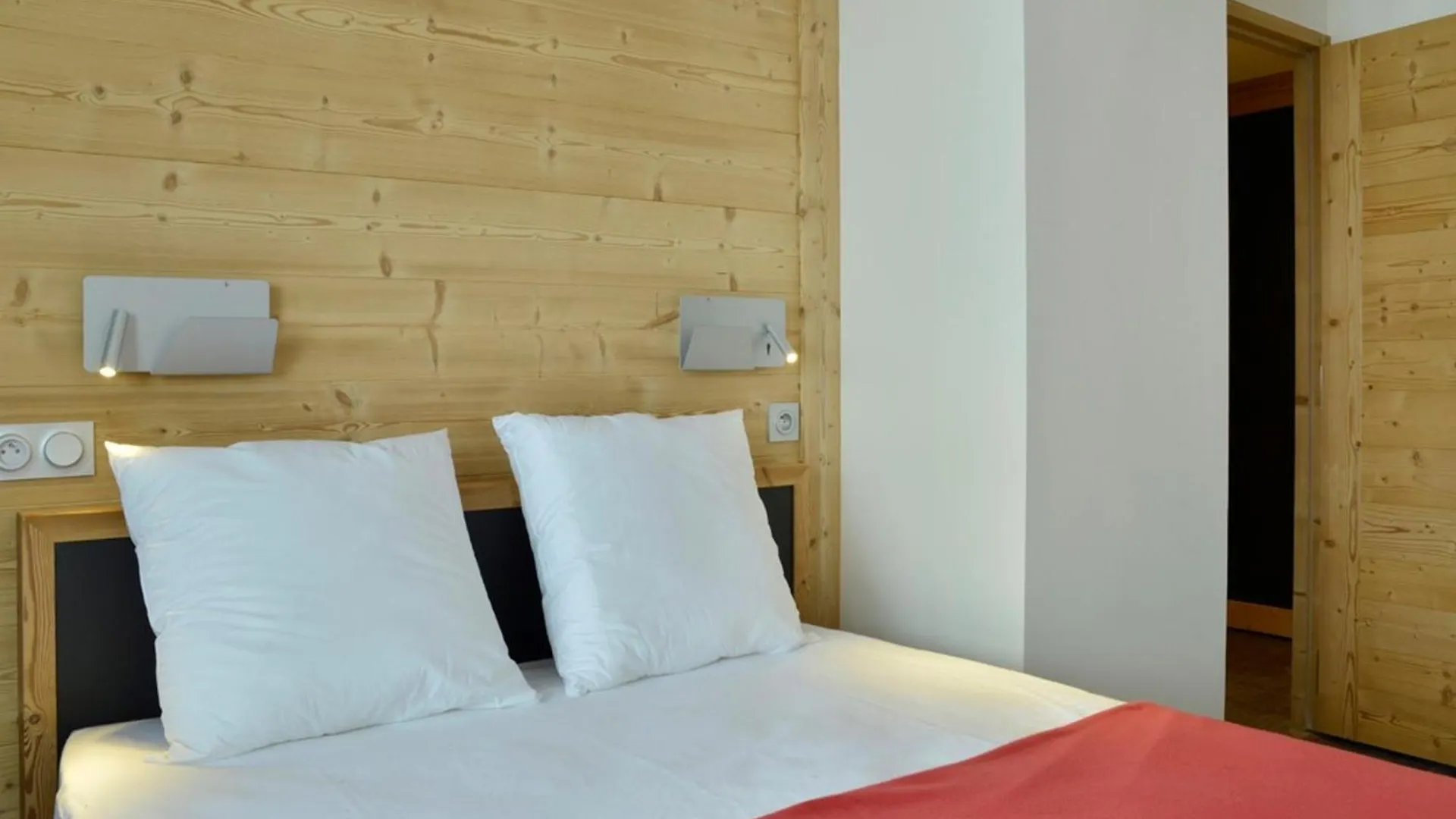 Duplex Renove 6 Pieces - Acces Skis Aux Pieds - Espace Bien-Etre - Proche Commerces - Fr-1-181-2283 La Plagne-Tarentaise Apartment