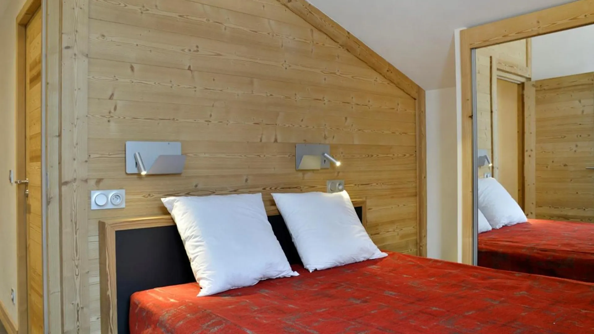 Duplex Renove 6 Pieces - Acces Skis Aux Pieds - Espace Bien-Etre - Proche Commerces - Fr-1-181-2283 La Plagne-Tarentaise Apartment
